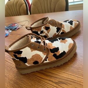 Cow Print Neumel Uggs | Men’s 7